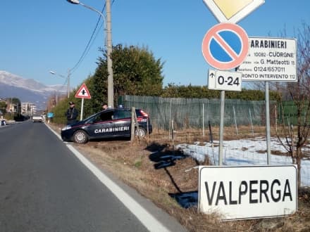 VALPERGA - Spaccia marijuana vicino al locale pubblico: 19enne arrestato dai carabinieri di Cuorgnè