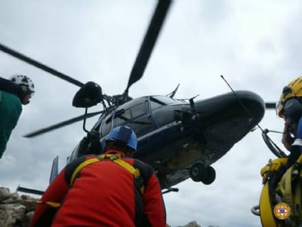 BAVIERA - Impresa del Soccorso Alpino: speleologo salvo - FOTO
