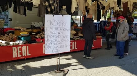 RIVAROLO CANAVESE - Gli ambulanti protestano, l'amministrazione comunale non ci sta: «Diciamo No ad azioni di pancia»