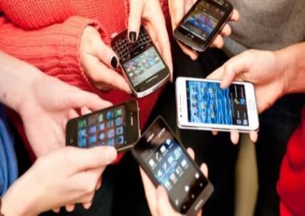 CANAVESE - In molti Comuni ancora non «prende» il telefono cellulare