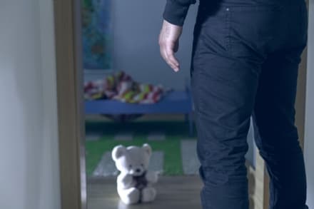 CANAVESE - Professionista 50enne violenta due bambini e si filma: condannato a 20 anni di carcere