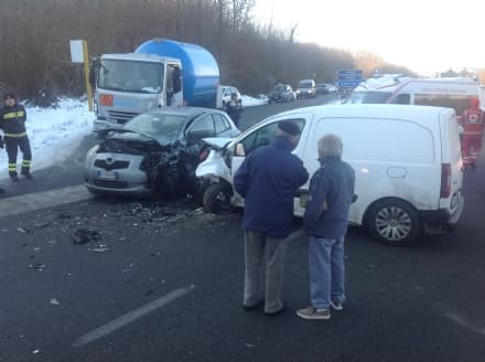 BALDISSERO CANAVESE - Un altro incidente stradale con feriti sulla provinciale per Castellamonte - FOTO E VIDEO