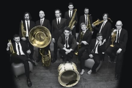 LEINI - Al Pavarotti inizia la stagione con la «Bandakadabra»