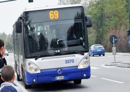 BORGARO - Autista Gtt aggredito nei pressi del campo nomadi