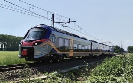 DRAMMA SULLA SFM1 - Treno della Rivarolo-Chieri investe e uccide un pedone