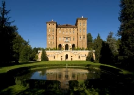 AGLIE' - Aperture straordinarie per il castello di Rivombrosa