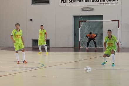 CALCIO A 5 SERIE B - Il Castellamonte chiude l'anno con una sconfitta