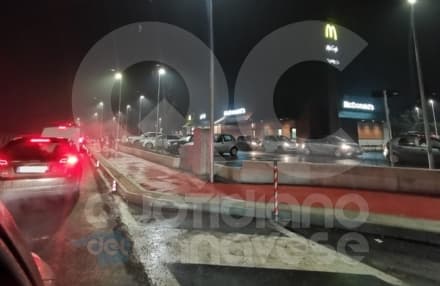 RIVAROLO CANAVESE - McDonald's preso d'assalto nei primi due giorni di apertura: ingorghi nelle ore di punta - FOTO