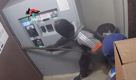 CANAVESE - Svaligiavano case e negozi: quattro canavesani arrestati dai carabinieri - FOTO e VIDEO