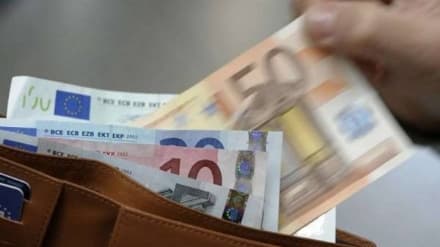 BORGARO - L'azienda va bene, ai dipendenti premio di 1000 euro