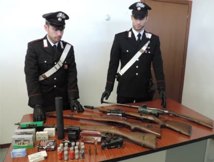 VALPERGA - Rubano un Doblò e lo utilizzano per svaligiare case