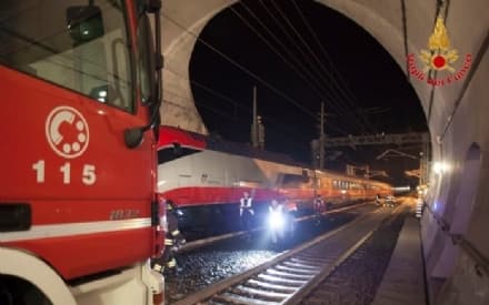 FERROVIA IVREA-CHIVASSO - Treni fermi per un allarme incendio a bordo di un convoglio merci