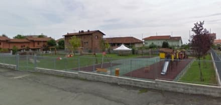 SAN MAURIZIO - Partono i lavori del parco giochi di via della Quercia