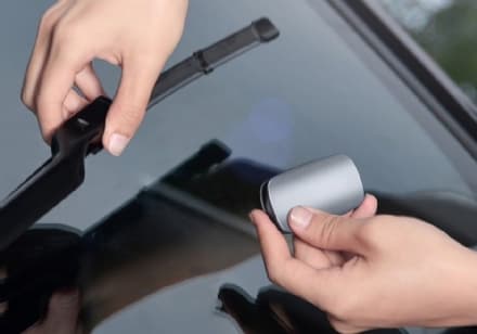 TECH - L'affila-spazzole da viaggio