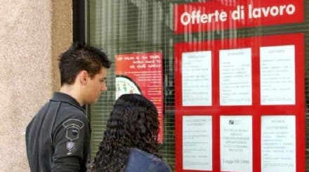 CHIVASSO - Trovare lavoro da casa: nasce il centro per l'impiego virtuale