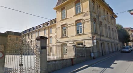 CUORGNE' - Caldaia in blocco, aule fredde alla scuola primaria: i bimbi tornano a casa