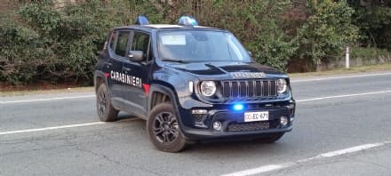 COSSANO CANAVESE - Tentano di manomettere il bancomat ma falliscono il colpo