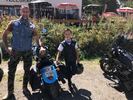 TRAGEDIA A RIVARA - Omicidio suicidio, la mamma del ragazzino: «Non pensavo potesse fargli del male»