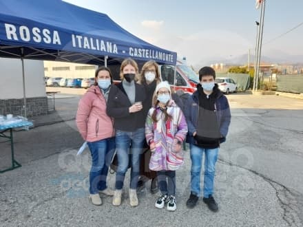 CASTELLAMONTE - In aiuto dell'Ucraina: salvati 8 bambini e i loro genitori - FOTO