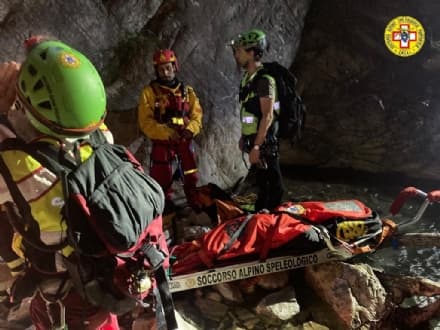 CHIVASSO - Scalatore di 58 anni precipita dalla via ferrata di Claviere e muore sotto gli occhi del figlio