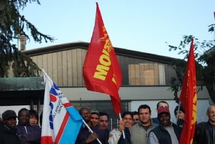 IVREA - Sciopero alla Nuova Sinter: 120 posti sono a rischio