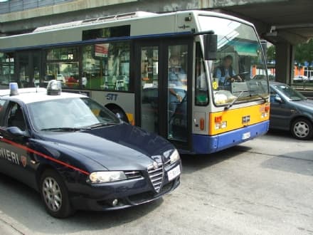 BORGARO - Bullismo a scuola e furti sull'autobus Gtt: un sedicenne arrestato dai carabinieri