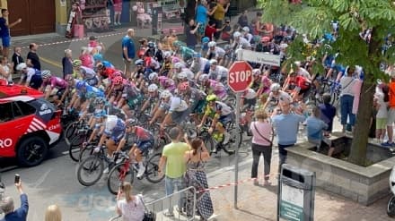 GIRO D'ITALIA - La partenza della tappa Rivarolo-Cogne - FOTO e VIDEO