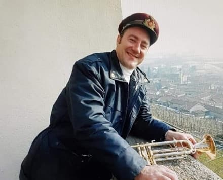 ALBIANO D'IVREA - Addio all'Alpino e capo della banda musicale Mauro Moirano