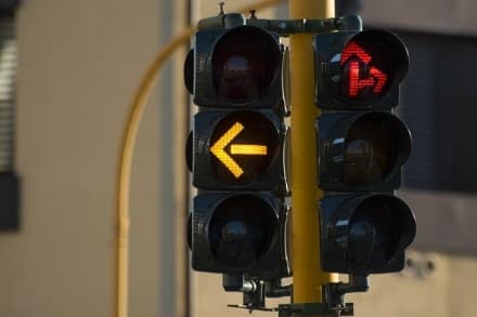 LEINI - Nuovo semaforo in via Lombardore con il T-red