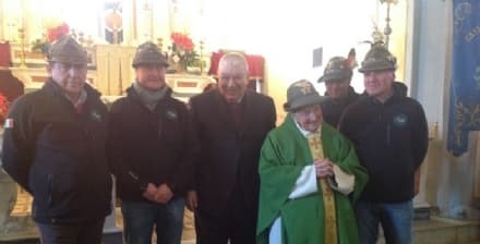 CASTELNUOVO NIGRA - Una grande folla per festeggiare i cento anni di don Nicola Faletti - FOTO e VIDEO