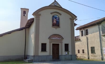 RIVARA - Vietato suonare le campane della chiesa: c'è il rischio di danneggiare il campanile