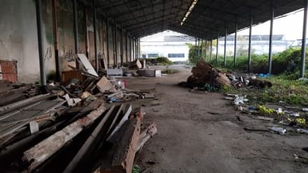 RIVAROLO CANAVESE - Ferito un ragazzino all'ex cotonificio Vallesusa: i fabbricati, preda del degrado, cadono a pezzi ma nessuno interviene