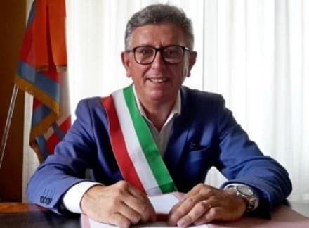 CHIVASSO - Solidarietà al sindaco Castello minacciato di morte