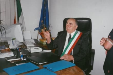 COSSANO - Paese in lutto per l'addio all'ex sindaco Pietro Avetta
