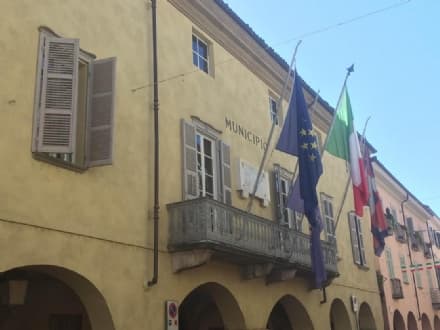 RIVAROLO - Stangata affitti sulle associazioni: mezzo dietrofront del Comune