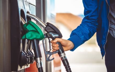 CANAVESE - Carburanti, forti aumenti di benzina, diesel, metano e Gpl: fare il pieno è un salasso