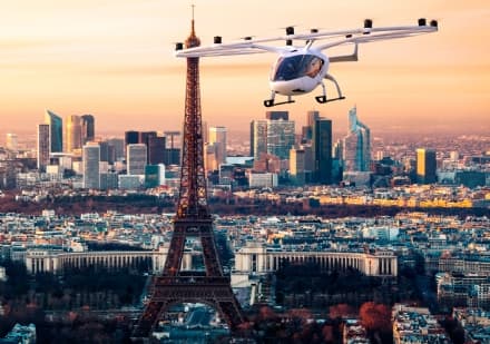 TECH – Mi porti (in volo) alla Tour Eiffel