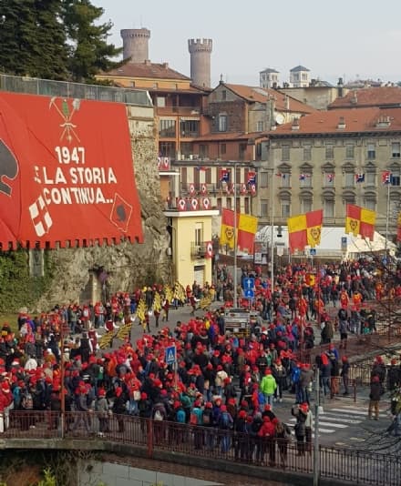 CORONAVIRUS - SOSPESO LO STORICO CARNEVALE D'IVREA
