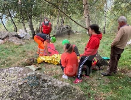 FRASSINETTO - Rivarolese cercatore di funghi ferito al Pian del Lupo: trasportato in ospedale a Ivrea