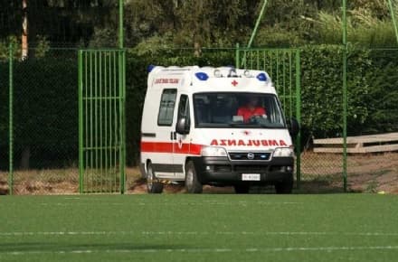 CALCIO - Calciatore muore in campo durante una partita di campionato