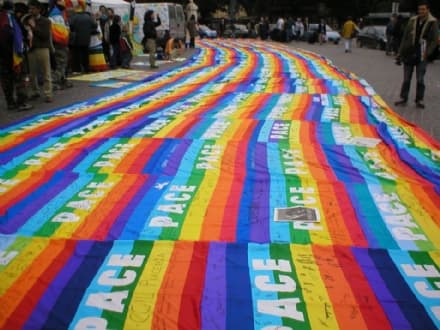 CUORGNE' - Meno bombe atomiche, più pace nel mondo