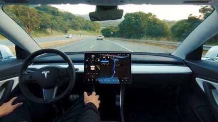 MOTORI - Sotto accusa la guida autonoma delle Tesla
