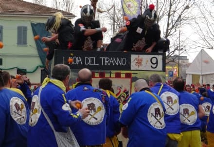 IVREA - Il Carnevale solidale dei Credendari: le iscrizioni 2021 andranno al personale dell'ospedale