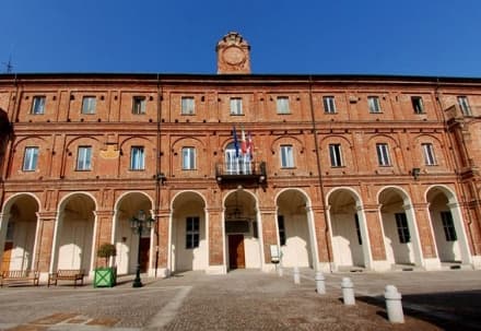 CHIVASSO - Il comune vara il regolamento di polizia municipale