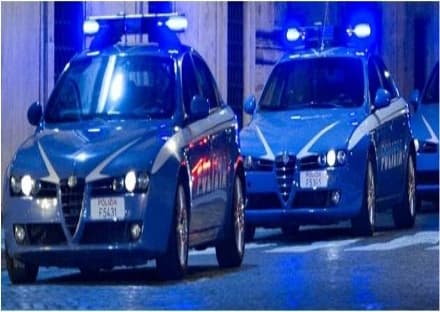IVREA - Si masturba in ospedale e ruba dagli armadietti: ventenne di Pont Canavese arrestato dalla polizia