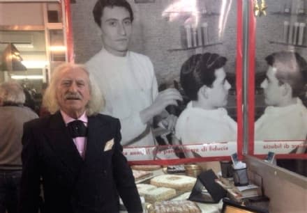 LEINI' - Addio a Romeo Poliseno: la città piange la scomparsa dello storico barbiere