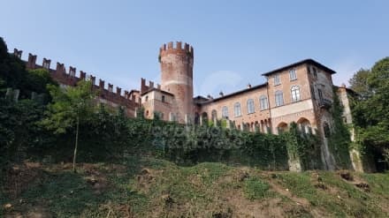RIVAROLO CANAVESE - Al Castello Malgrà la mostra di Giovanna Giachetti