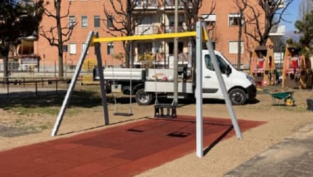 CIRIE' - Una città a misura di ragazzi: si rifanno il look i parchi giochi