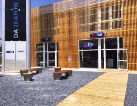 STRAMBINO - Le panchine intelligenti protagoniste ad EXPO