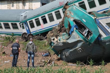 TRAGEDIA A CALUSO - L'autista del tir indagato per disastro ferroviario - FOTO e VIDEO